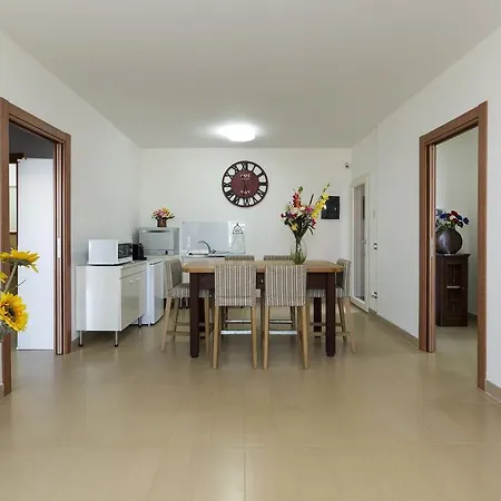 بيت ضيافة La Finestra Sul Golfo 3*