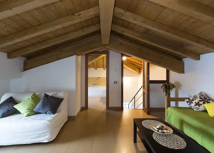 Гостьовий будинок La Finestra Sul Golfo 3*